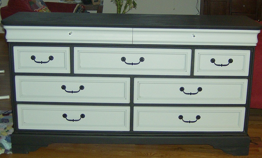 How To Paint A Dresser And How To Evenly Paint Drawer Pulls